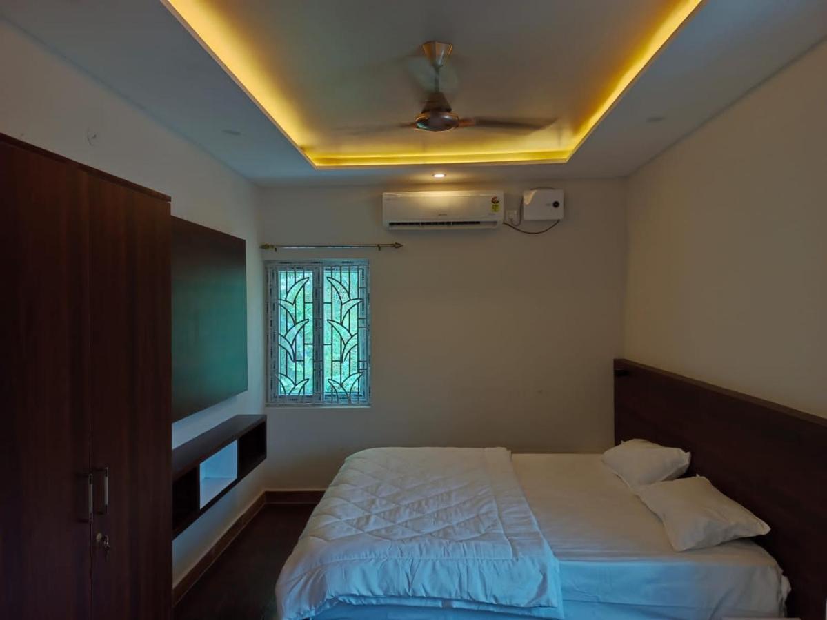 The Green Pride Resort 옐라기리 외부 사진